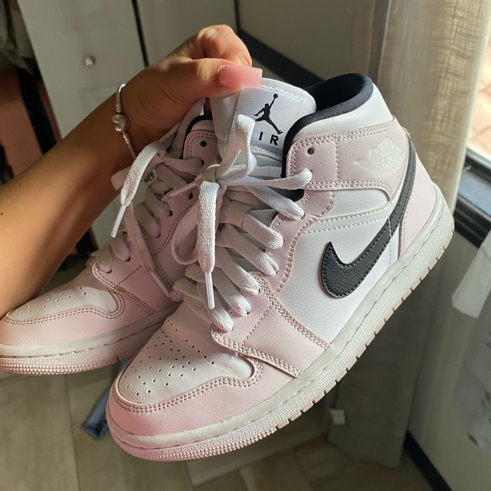 Air Jordan 1